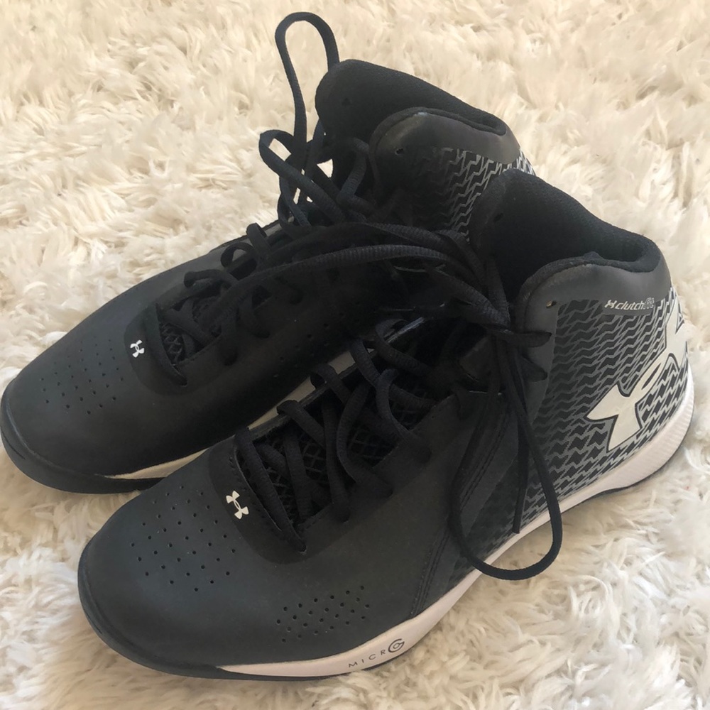 Under Armour Clutchfit basketball shoes